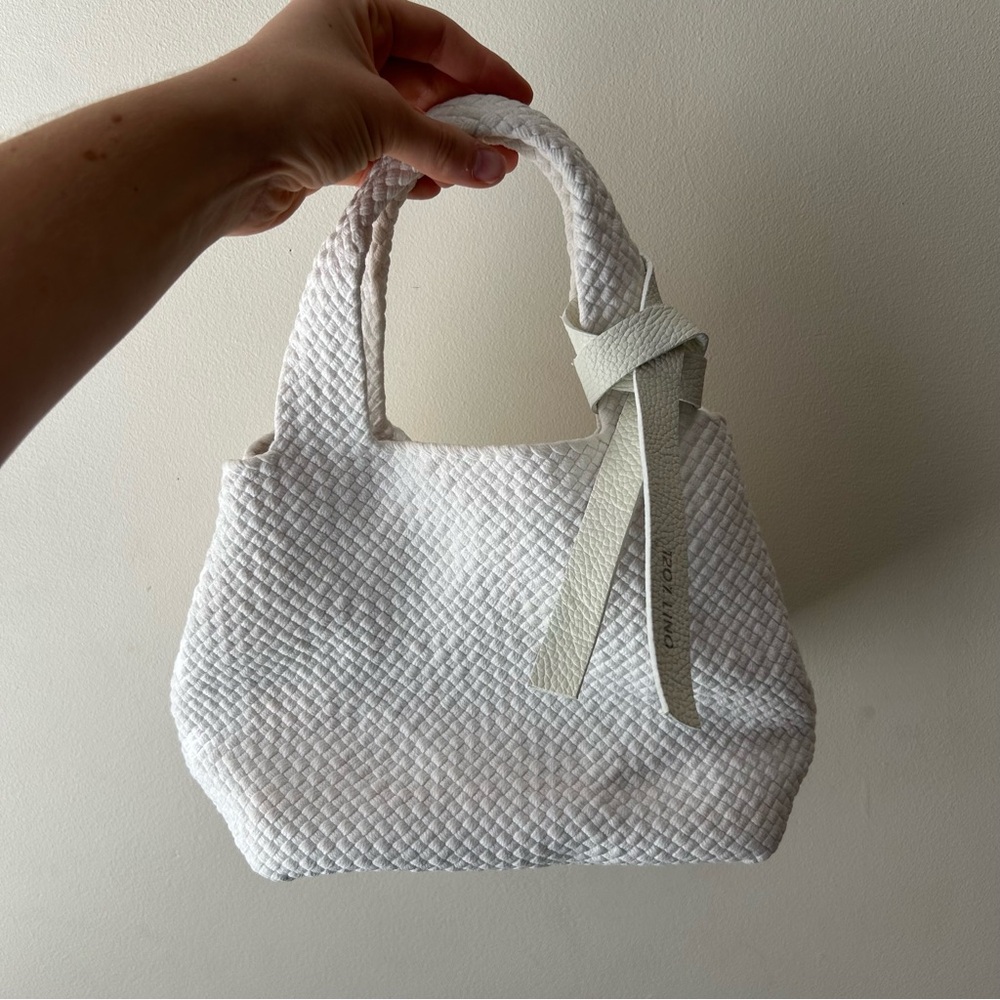 120% Lino White Woven Handbag Purse Satchel - Picture 2 of 16